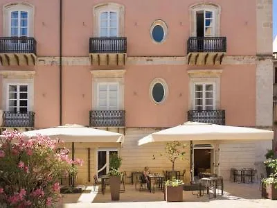 Palazzo Artemide - Vretreats 4*