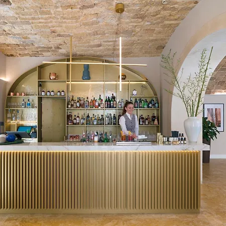 Palazzo Artemide - Vretreats Отель Сиракузы