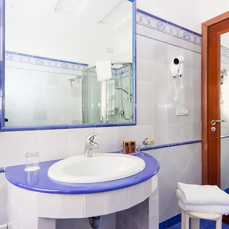 Palazzo Artemide - Vretreats, An Slh Hotel Syrakuzy