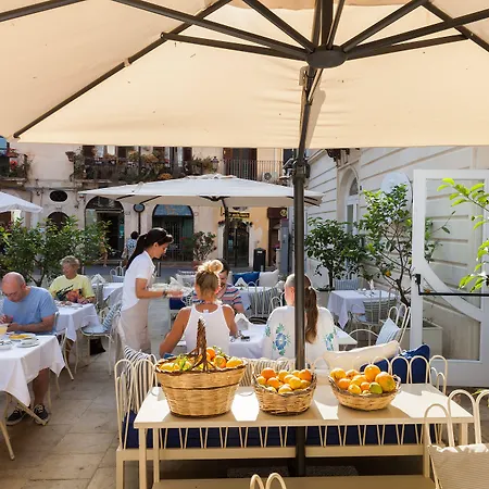 酒店 Palazzo Artemide - Vretreats, An Slh 锡拉库扎