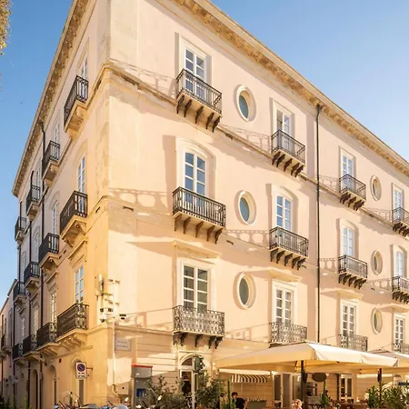 Palazzo Artemide - Vretreats, An Slh Hotel