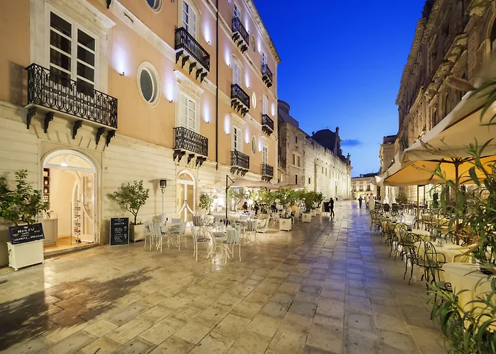 Palazzo Artemide - Vretreats, An Slh Hotel Syracuse