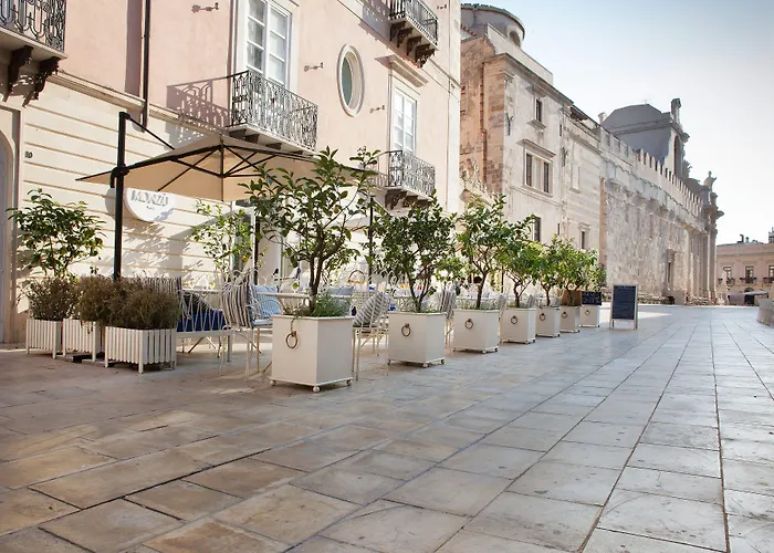 Palazzo Artemide - Vretreats, An Slh Hotel Syracuse