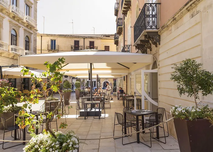 Palazzo Artemide - Vretreats, An Slh Hotel