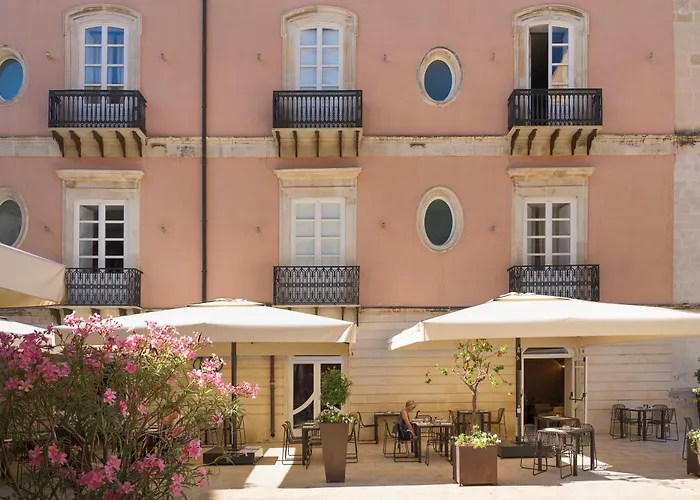 Hotel Palazzo Artemide - Vretreats, An Slh 4*